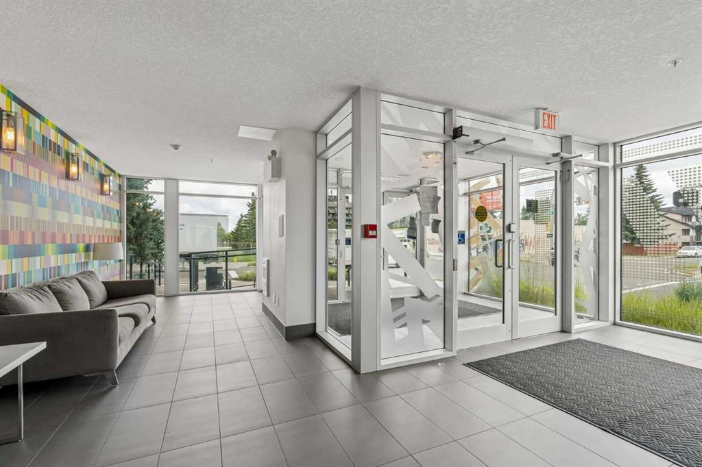 209-2702 17 Avenue SW, Shaganappi
