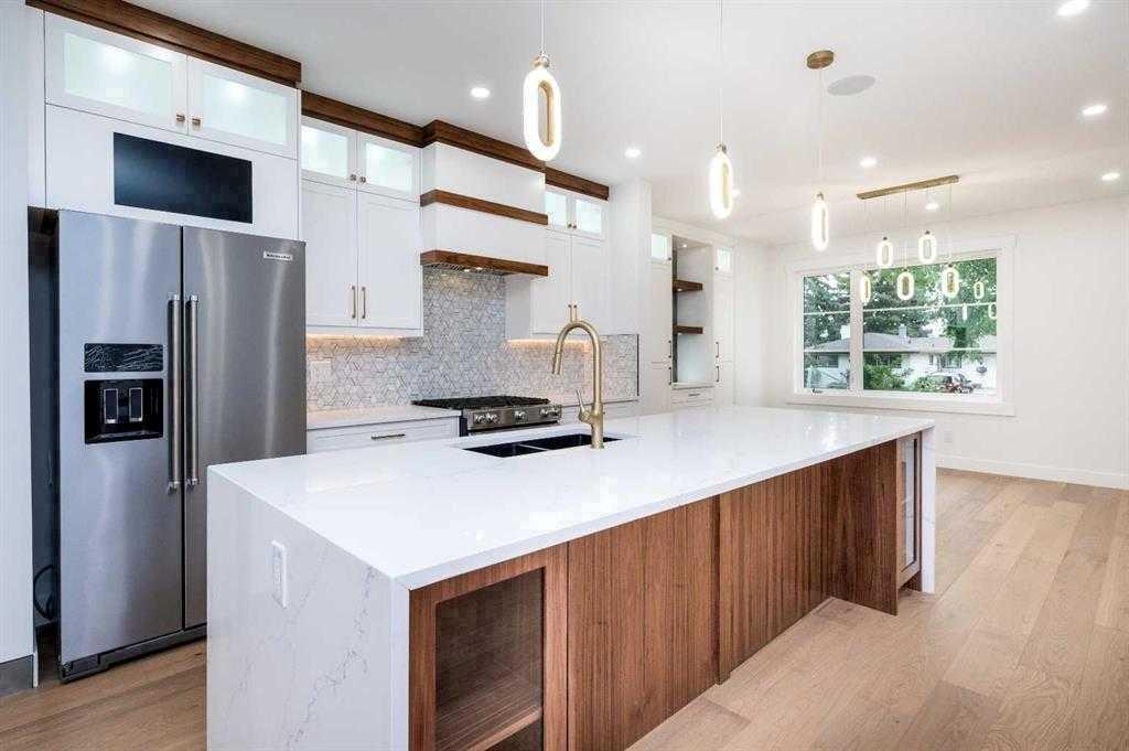 105 Hartford Road NW