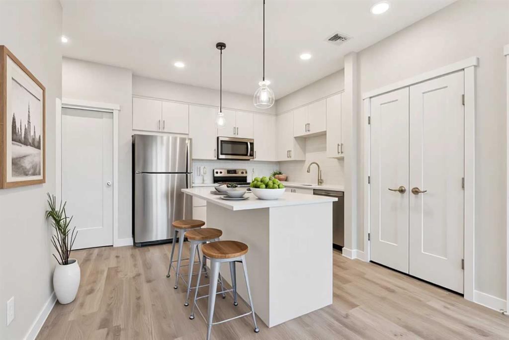 104-655 Shawnee Square SW