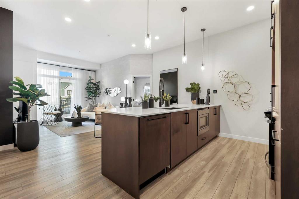 103-255 Les Jardins Park SE