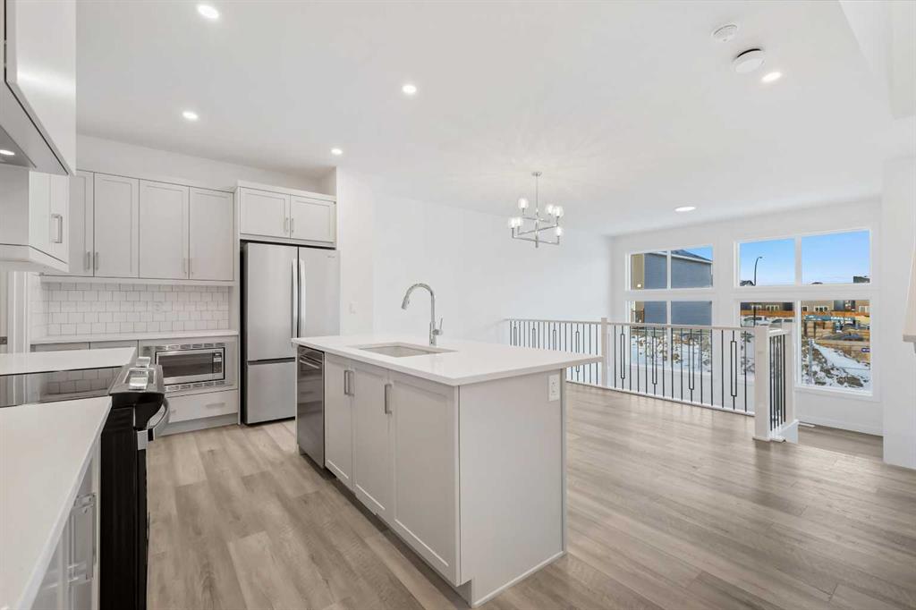 3 Legacy Glen Rise SE, Legacy