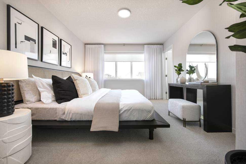 19767 45 Street SE, Seton