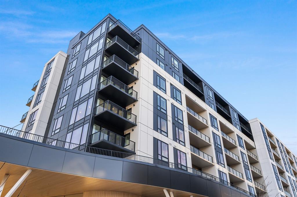 407-8375 Broadcast Avenue SW