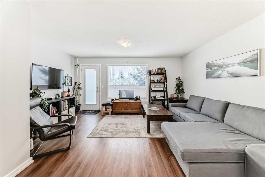 504-140 Sagewood Boulevard SW