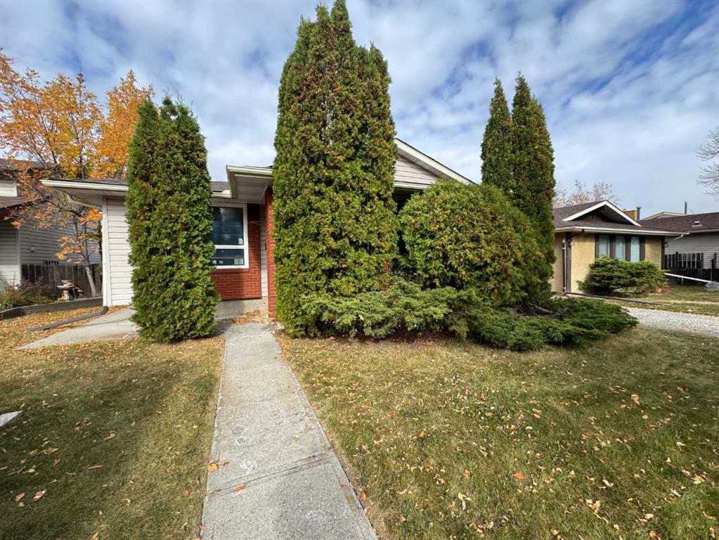467 Berkley Crescent NW, Beddington Heights