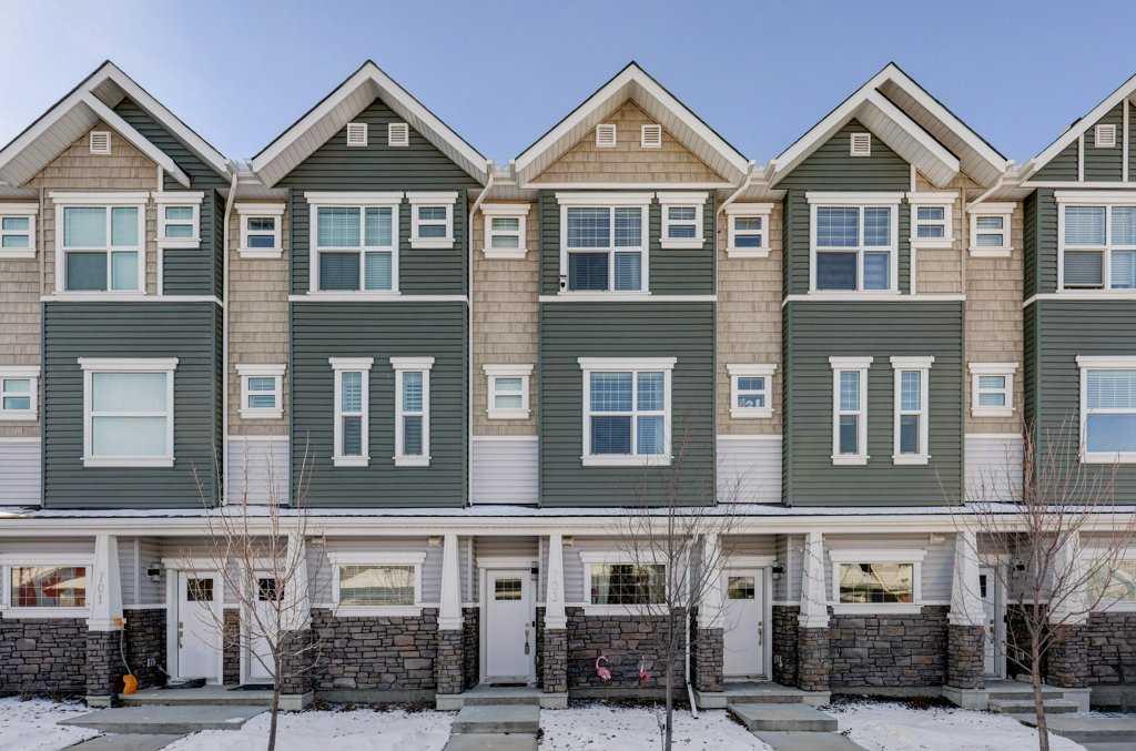 703-115 Sagewood Drive SW