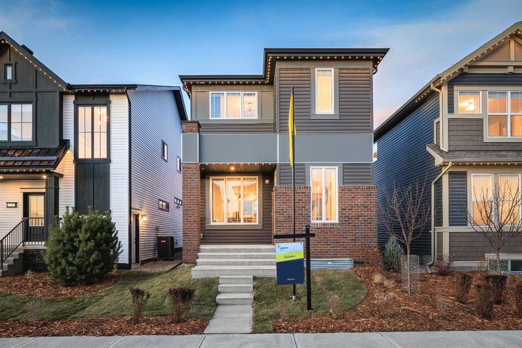 906 Chinook Winds Meadow SW