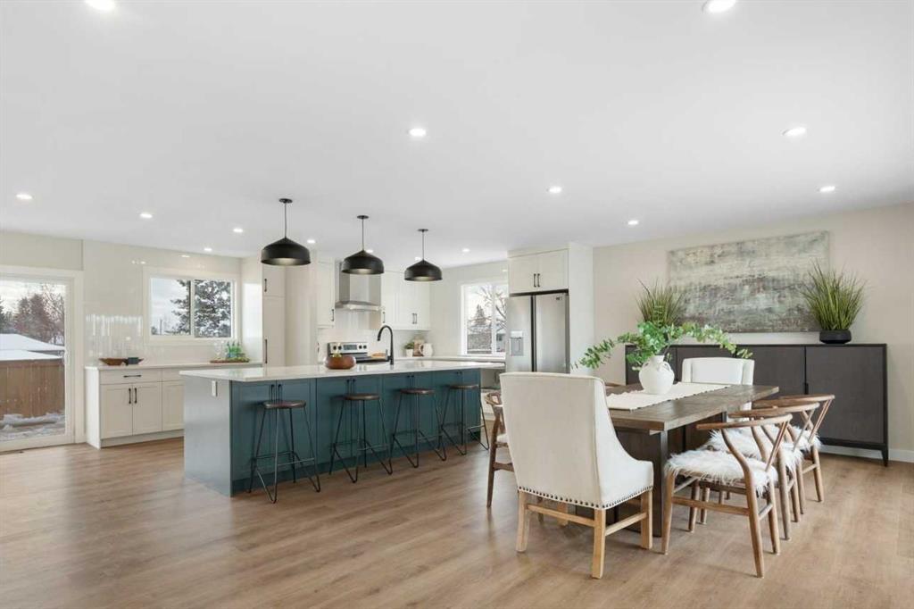 248 Madeira Place NE