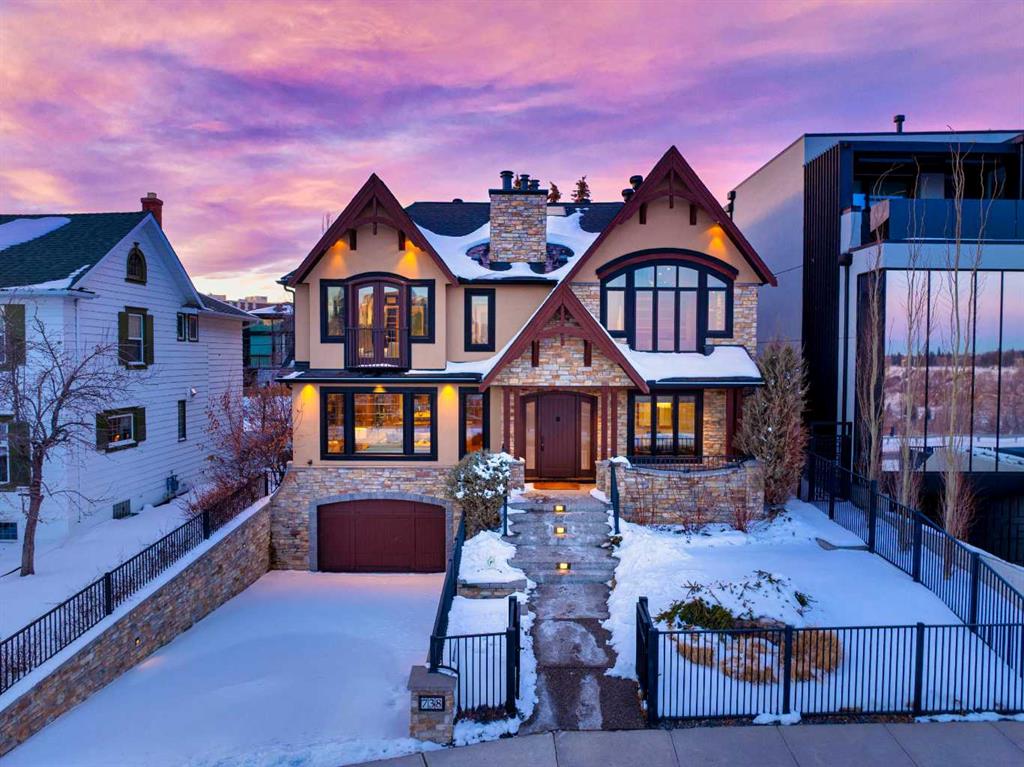 738 Crescent Road NW