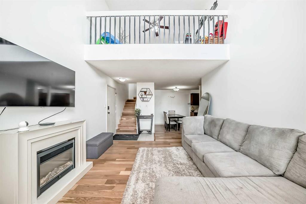 633-6400 Coach Hill Road SW