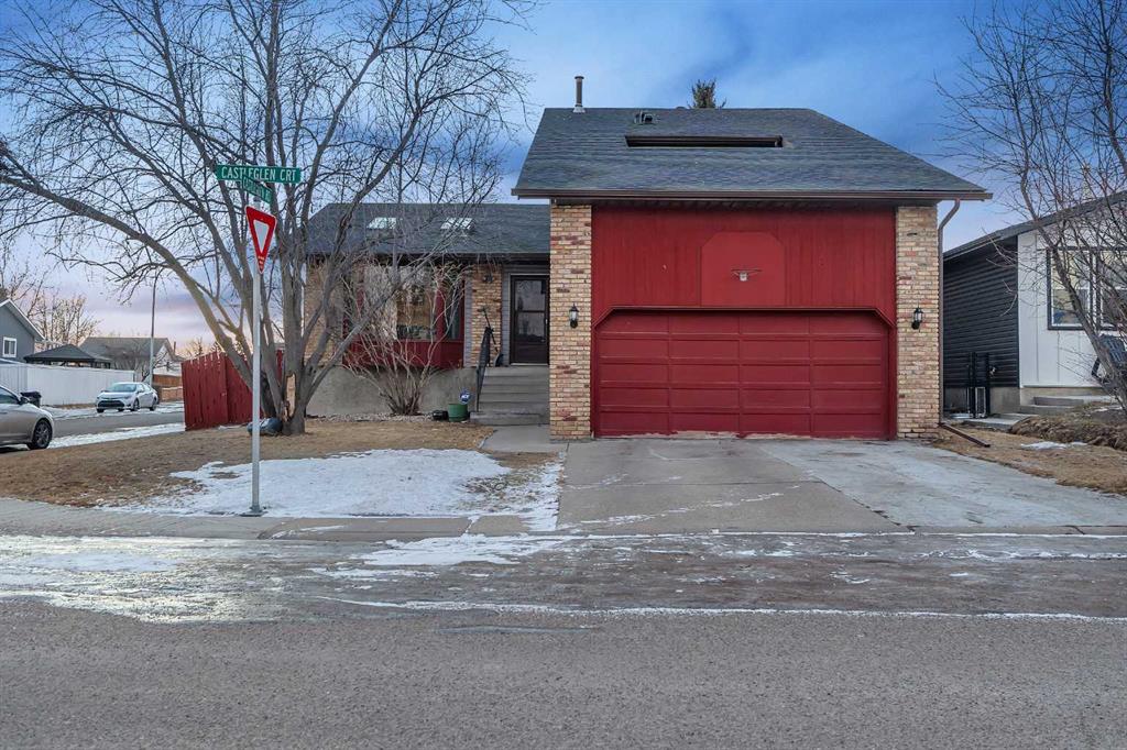 48 Castleglen Court NE