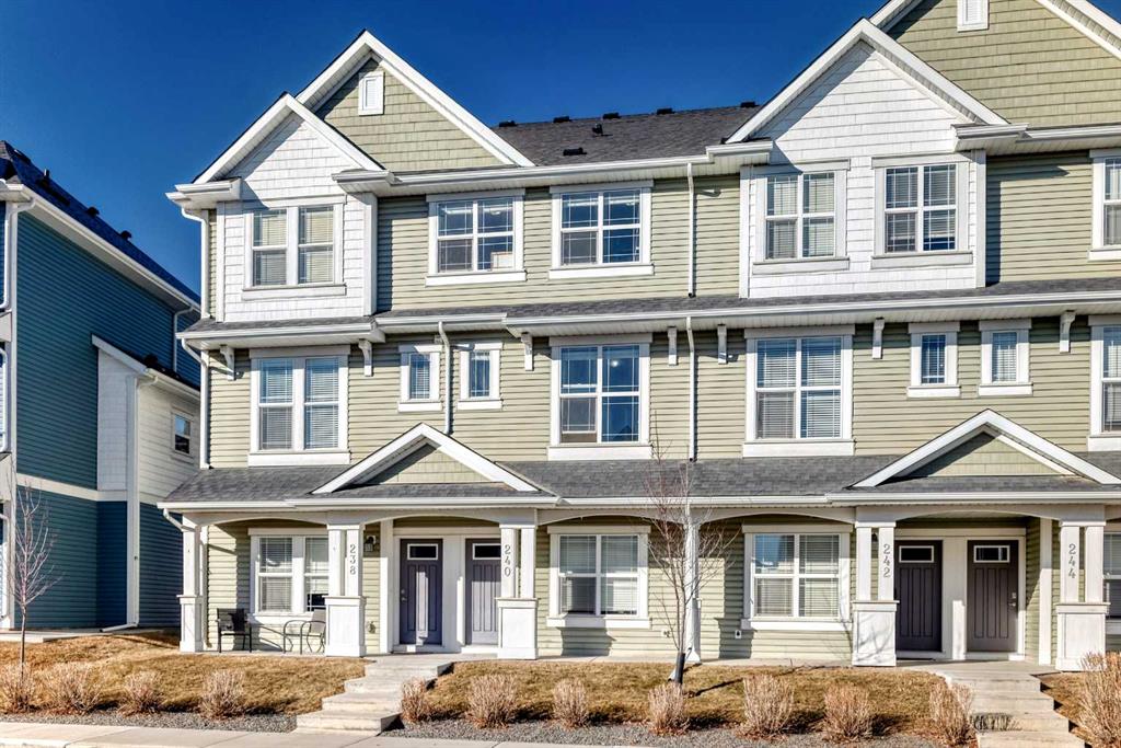 240 Copperleaf Way SE