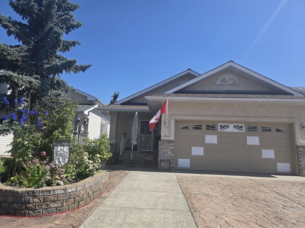 180 Hidden Vale Close NW