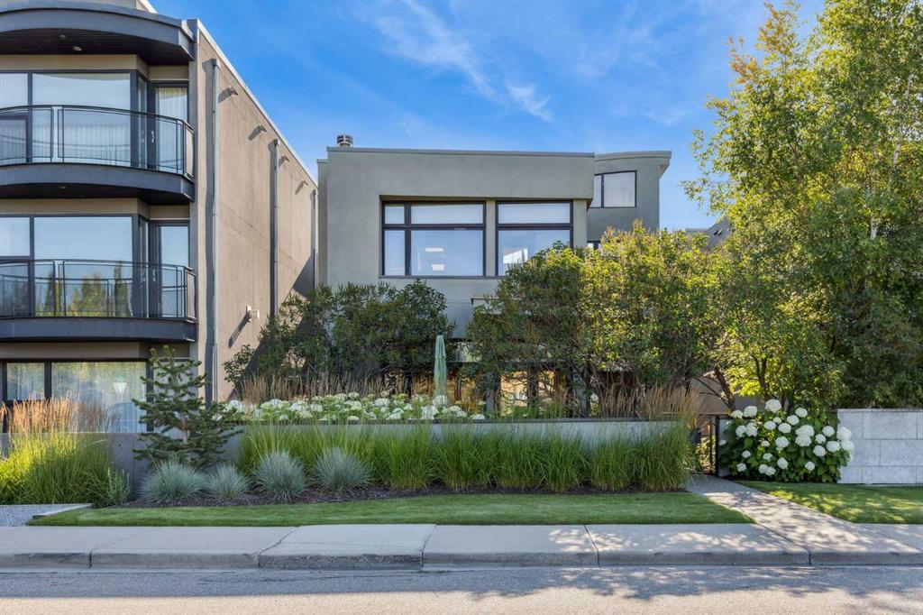 3834 1A Street SW, Parkhill