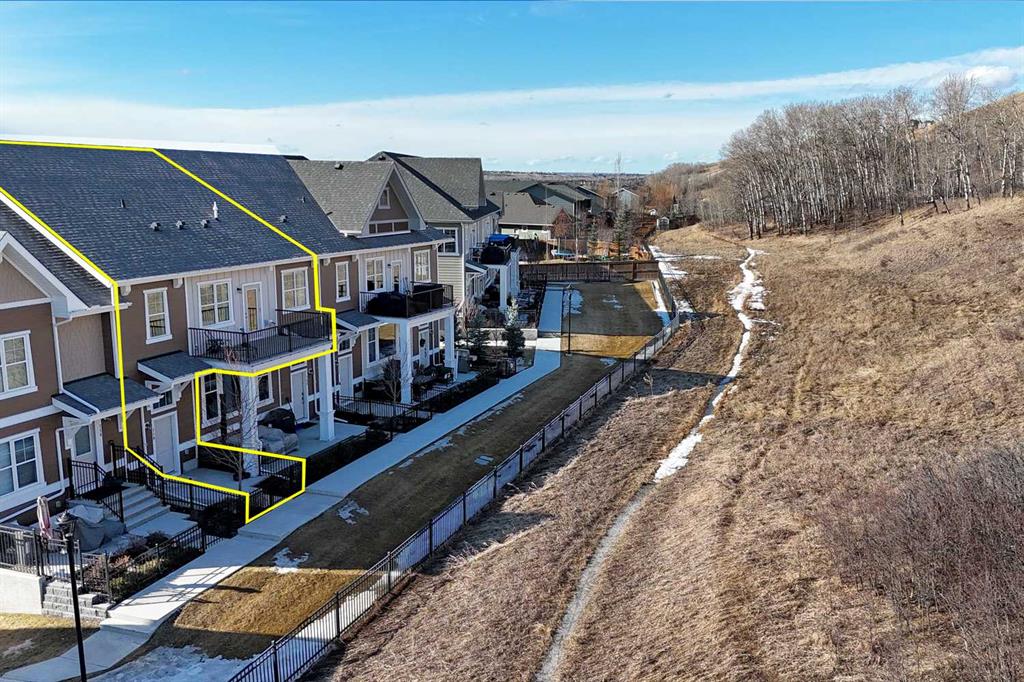 718 Cranbrook Walk SE, Cranston