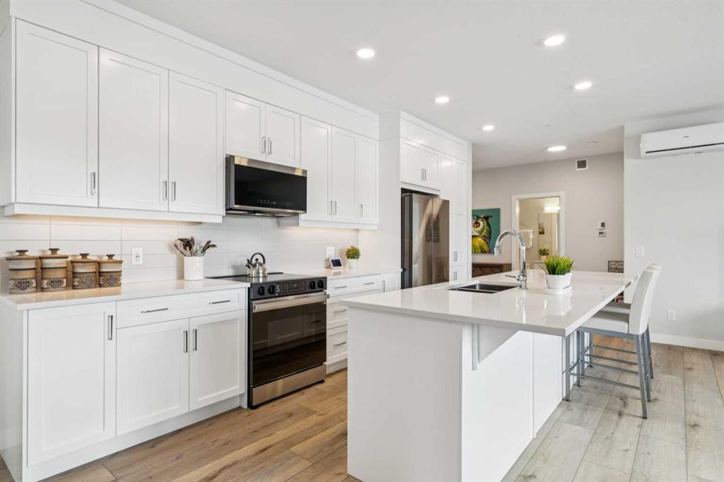 313-125 Wolf Hollow Crescent SE