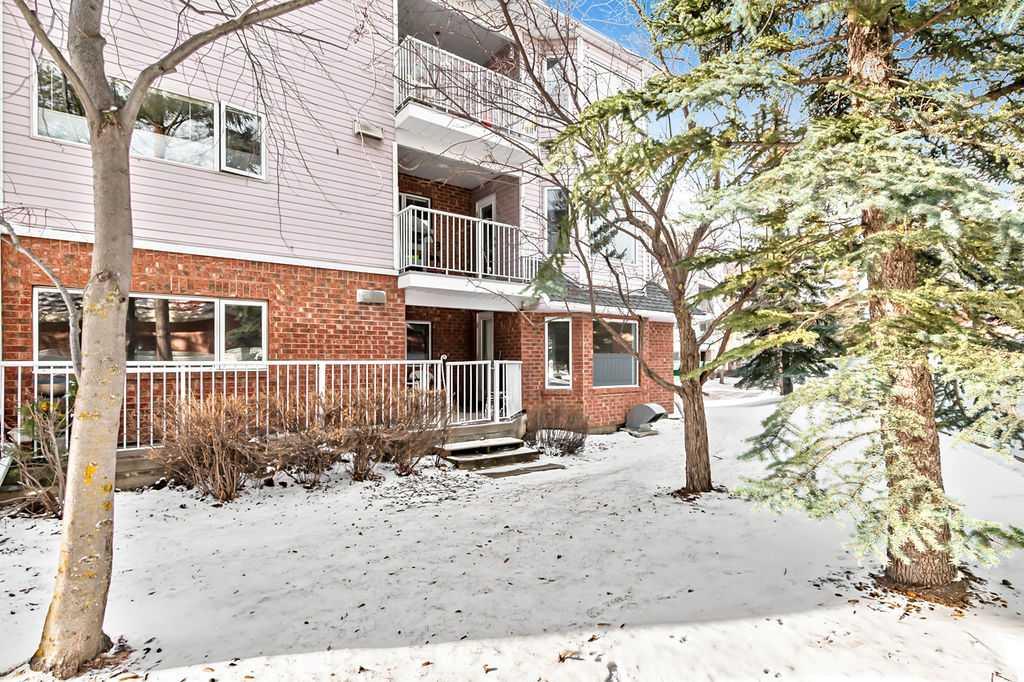 1103-1103 Hawksbrow Point NW