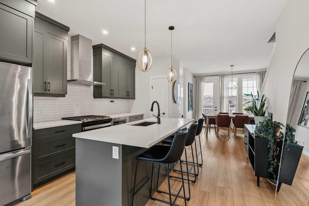 168 Rowmont Boulevard NW, Haskayne