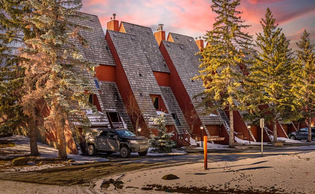 13-828 Coach Bluff Crescent SW