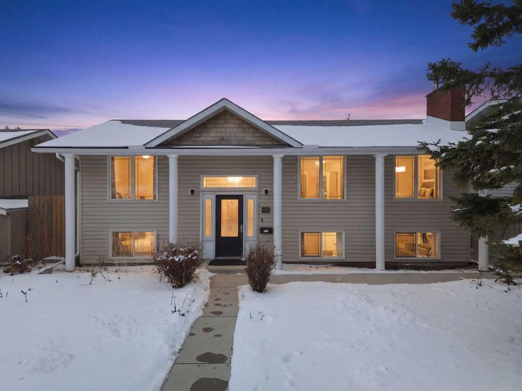 1015 Maplecroft Road SE