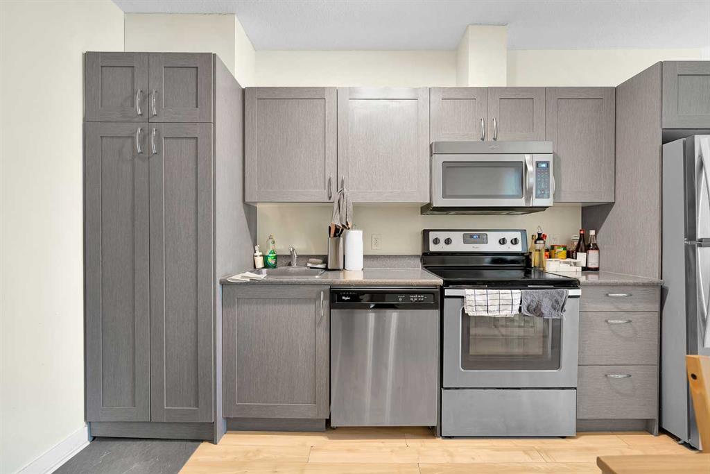 804-30 Brentwood Common NW