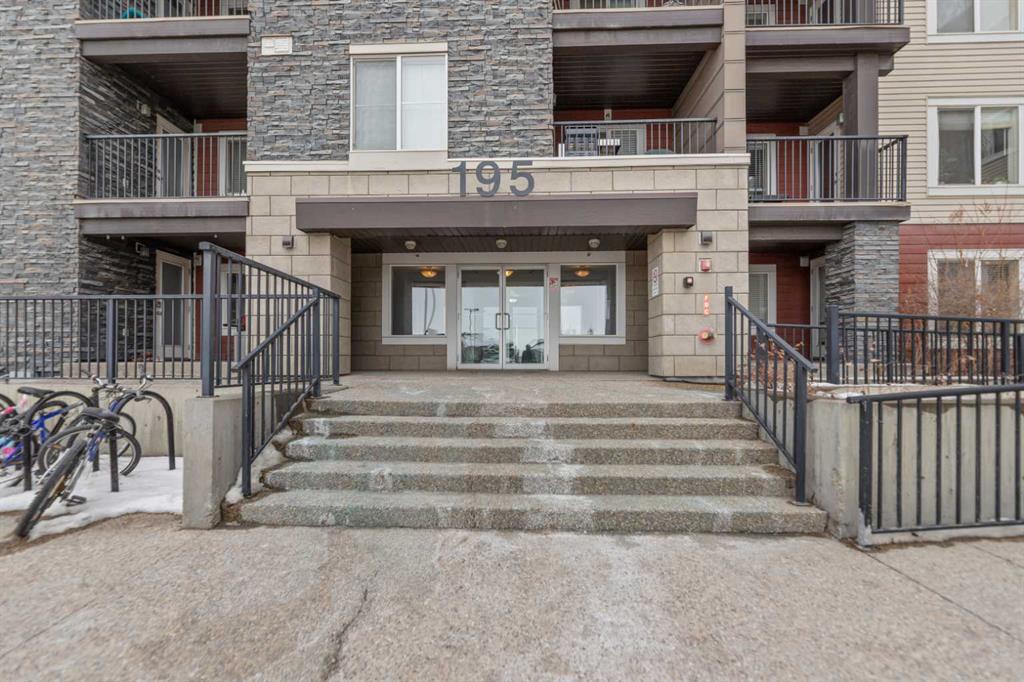 224-195 Kincora Glen Road NW