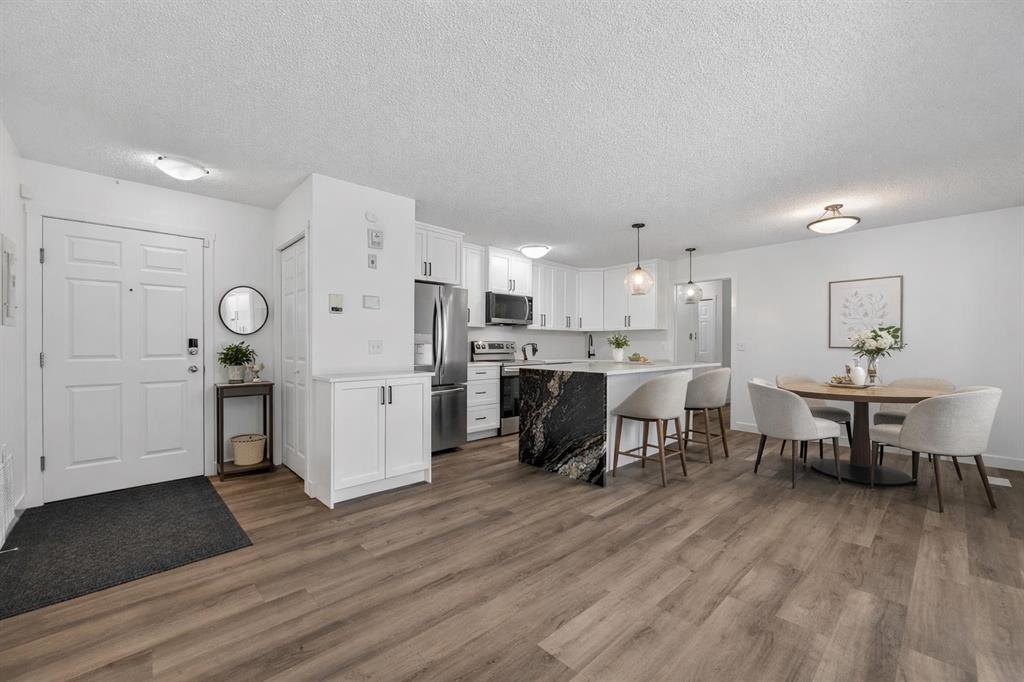 2-170 N Railway Street