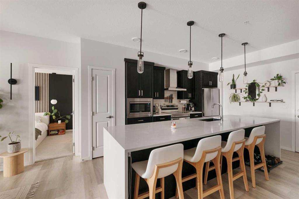 1106-42 Cranbrook Gardens SE, Cranston