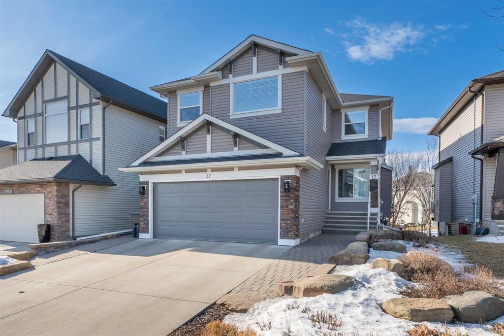 17 Drake Landing Crescent