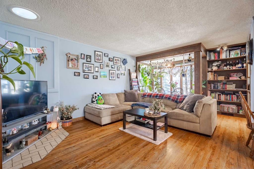 3124 14 Street NW, Rosemont