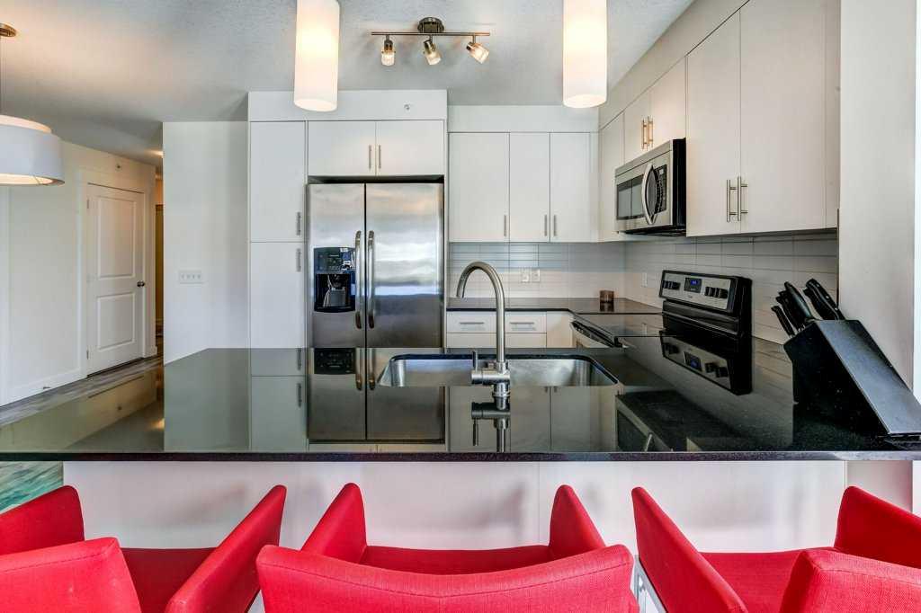 2406-240 Skyview Ranch Road NE