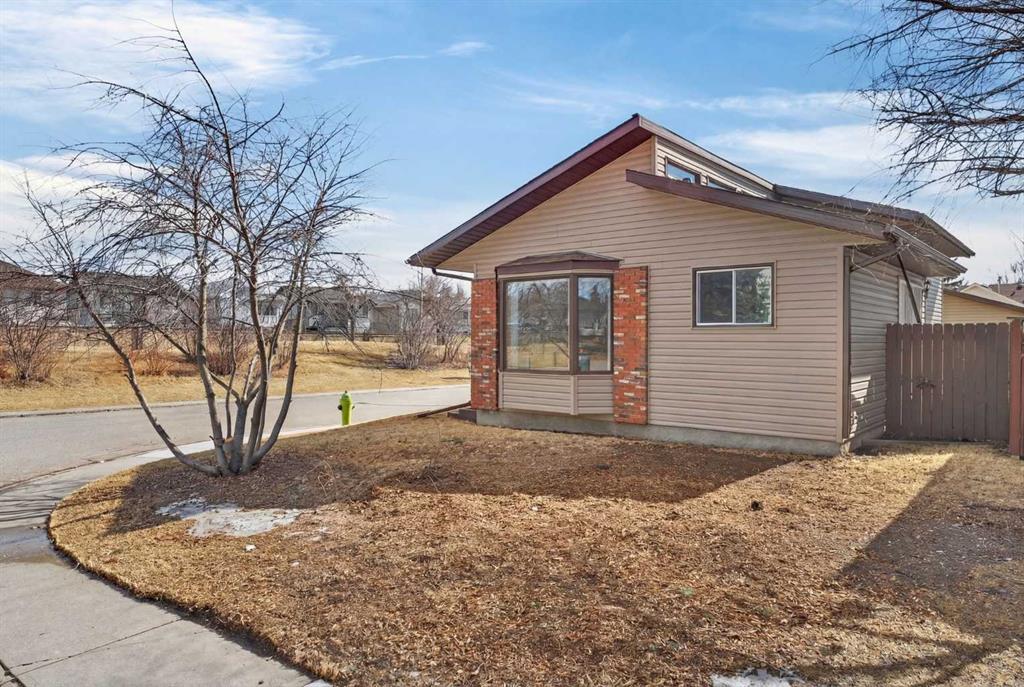 59 Taraglen Court NE