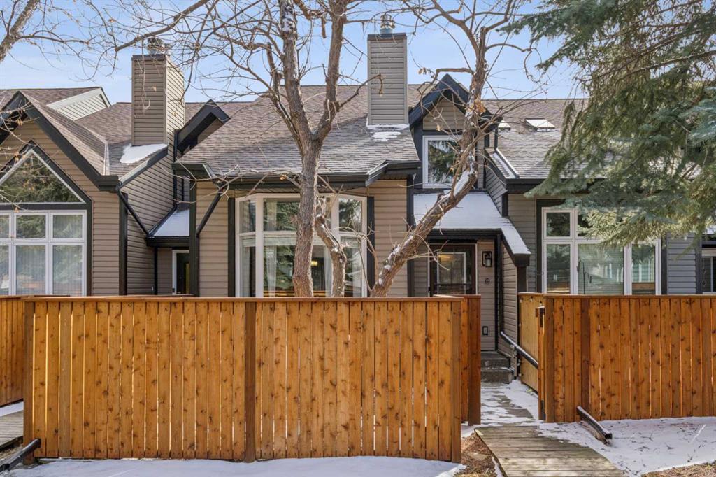 38-12625 24 Street SW, Woodbine