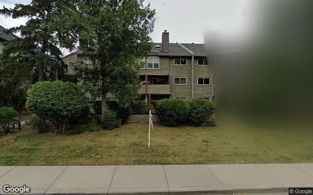 Killarney Courts, 207-2218 30 Street SW