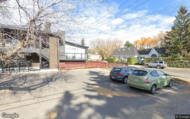 Pur Vida, 3-2815 17 Street SW