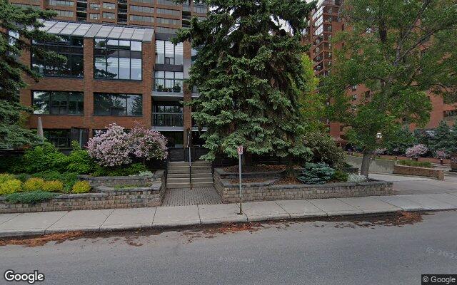 Roxboro House, 1706-330 26 Avenue SW