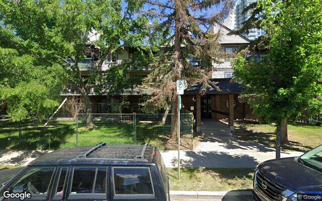 Sunalta Park, 309-1602 11 Avenue SW