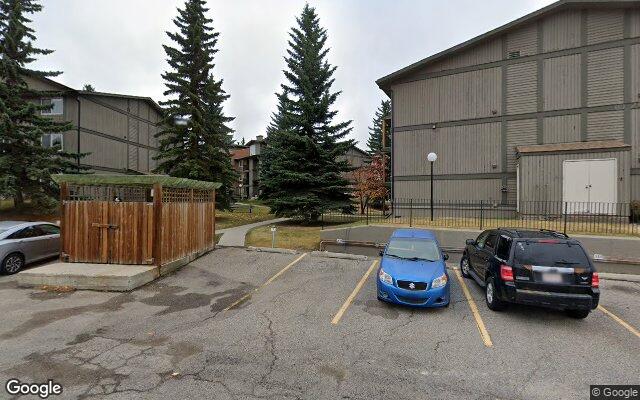 Village of Westhills, 412-6400 Coach Hill Road SW